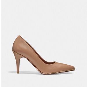 Coach NWT Size 8 ballchain nude pumps
